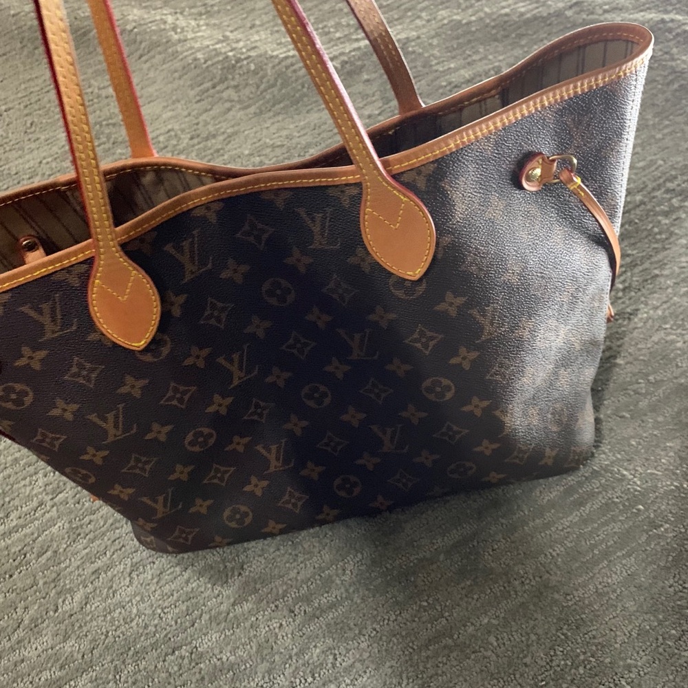 Louis Vuitton Purse